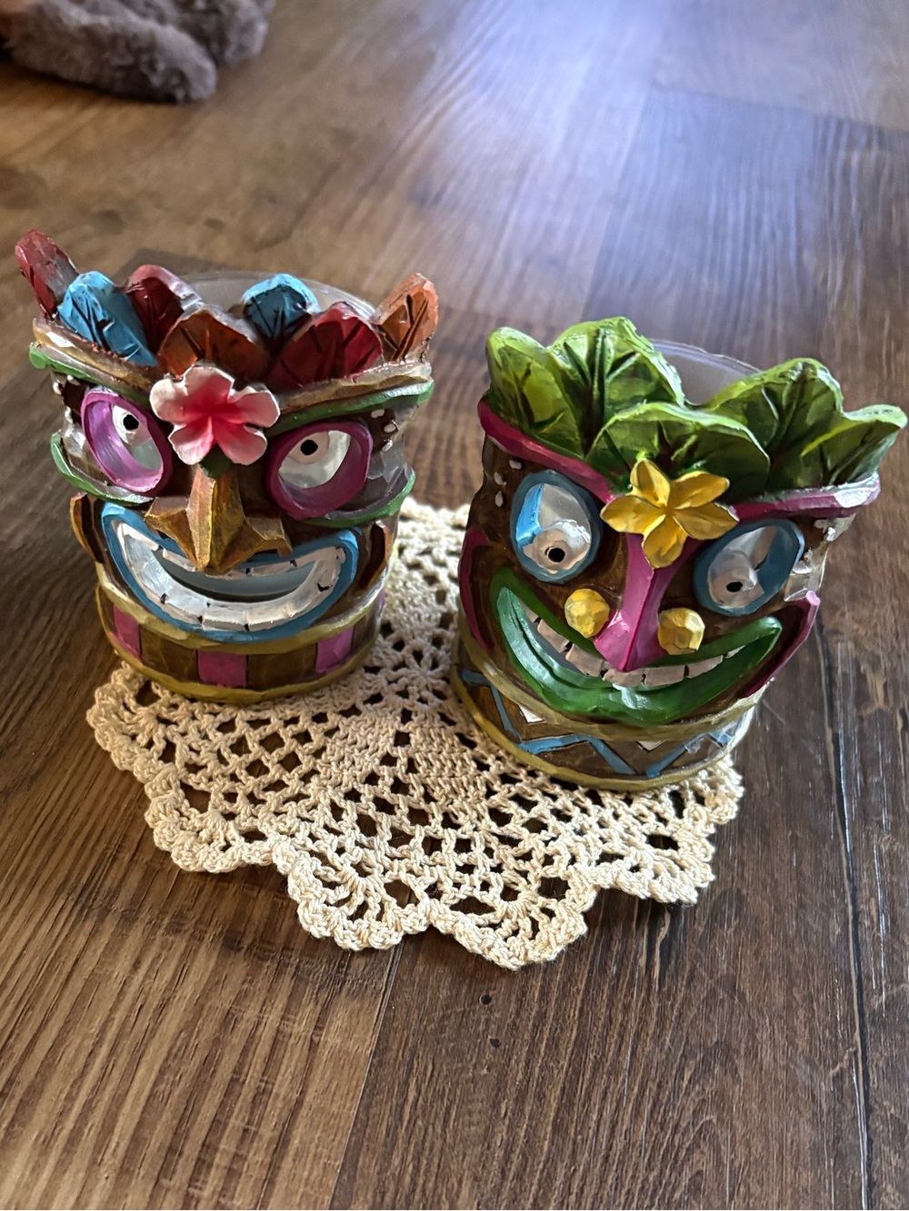 Pier 1 Imports Colorful Hand-Painted Tiki Face Candle Holders set 2 like new